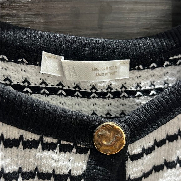 Zara Black and White Striped Cardigan Top - Picture 4 of 4